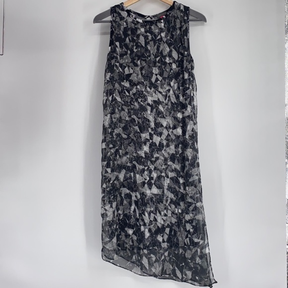 Vince Camuto Cosmic Pale Fashion Black‎ White Dress Asymmetrical Sleeveless XS